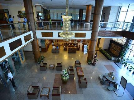 Asia Plaza Hotel